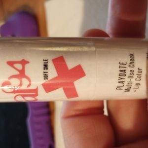 af94 matte lip & cheek tint